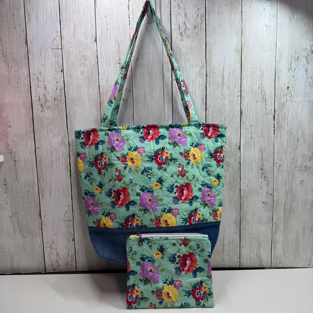 Quilted Floral Tote Bag Denim Accent : Matching Zipper Pouch Included